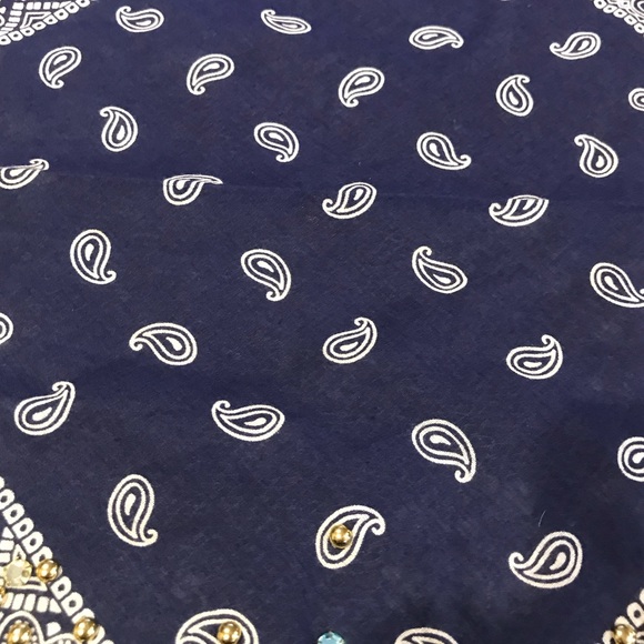 SAKS FIFTH AVENUE BEJEWELED SCARF - Picture 7 of 15